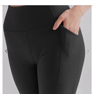 NEW(W/O Tags) Girlfriend Collective Compressive Pocket Leggings